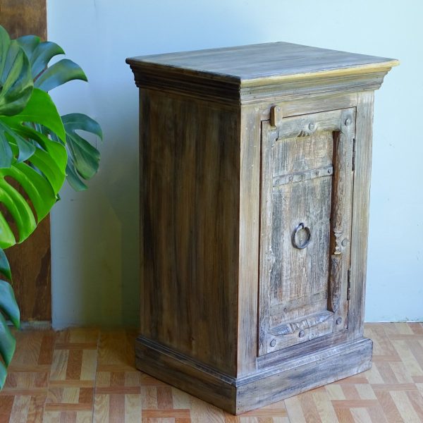 small cabinet sc52016