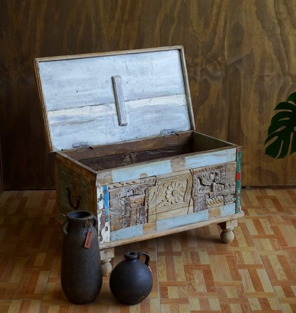 blanket box sc47022