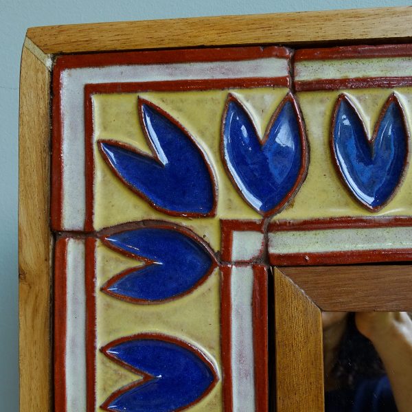 mirror av37017