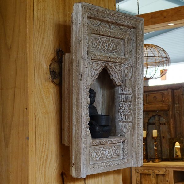 sc50029 wall hanging altar