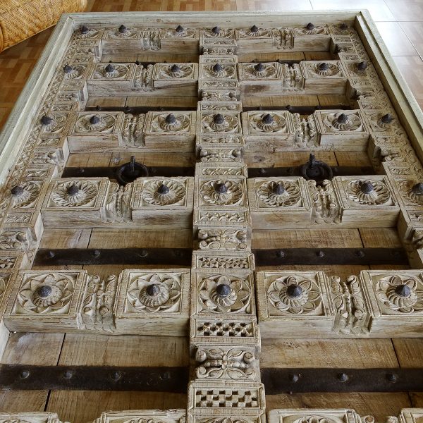 sc54006 coffee table