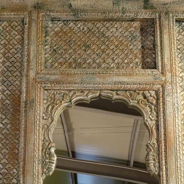 sc38024 carved wooden frame mirror