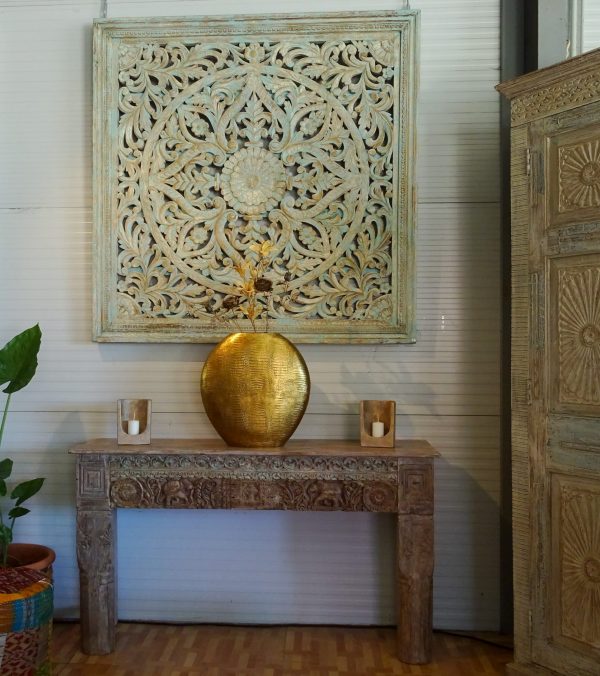ht50016 golden vase