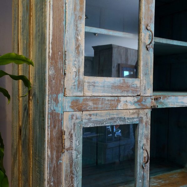 glass doors cupboard sc51045