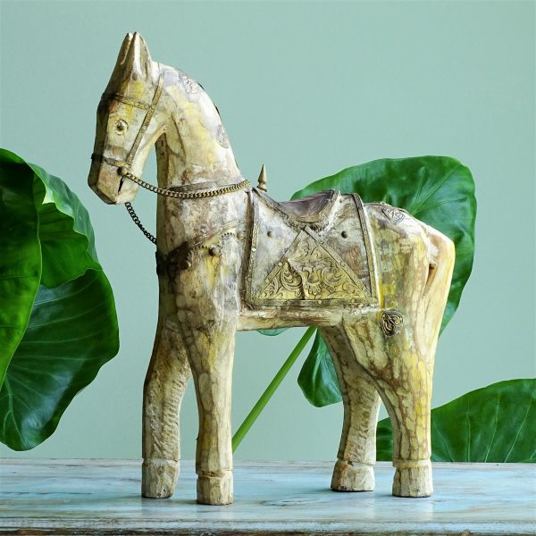light wooden horse sc55575