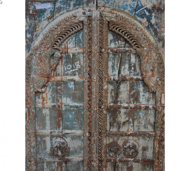 old carved teak wooden door sc300319