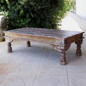 sc56077 coffee table